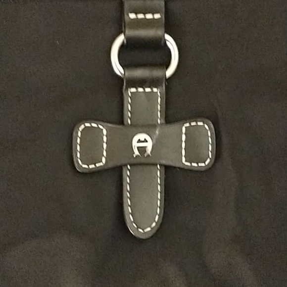 Small Backpack - Picture 5 of 9